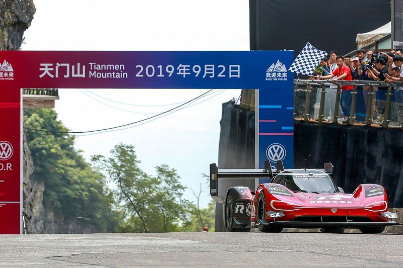 VW's all-electric ID. R sets record time in Tianmen Mountain run