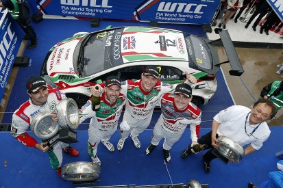WTCC Morocco: Rob Huff leads Honda 1-2-3 in the wet