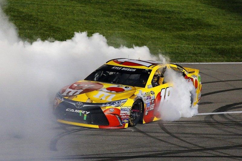 NASCAR Kansas: Kyle Busch holds on to take victory