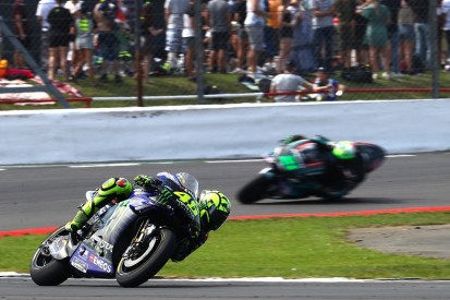 Valentino Rossi's British GP podium bid halted by tyre issues