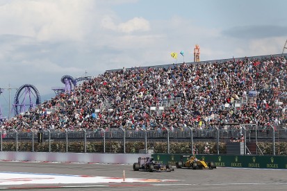 Sainz baffled by Russian Grand Prix penalty for overtake on Palmer