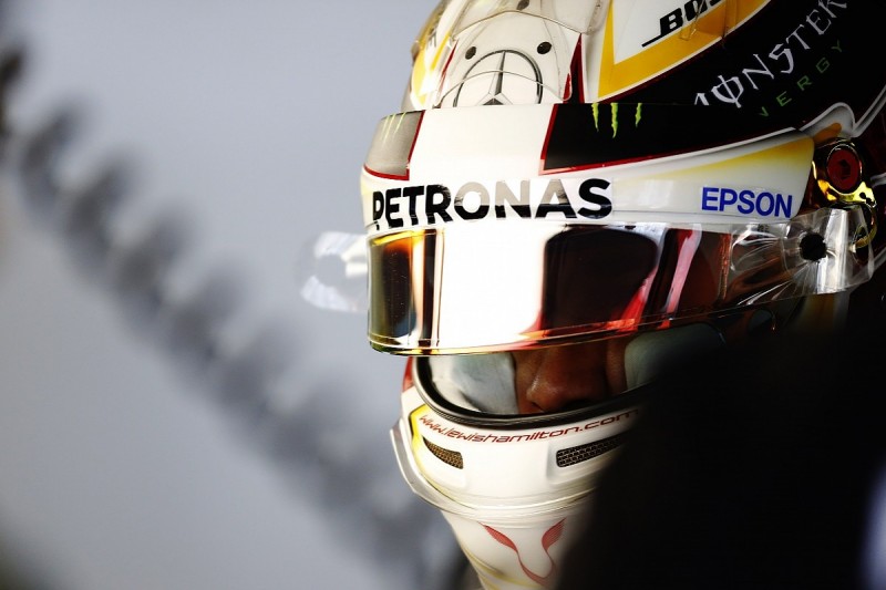 Lewis Hamilton says he feels helpless after Russian GP problems