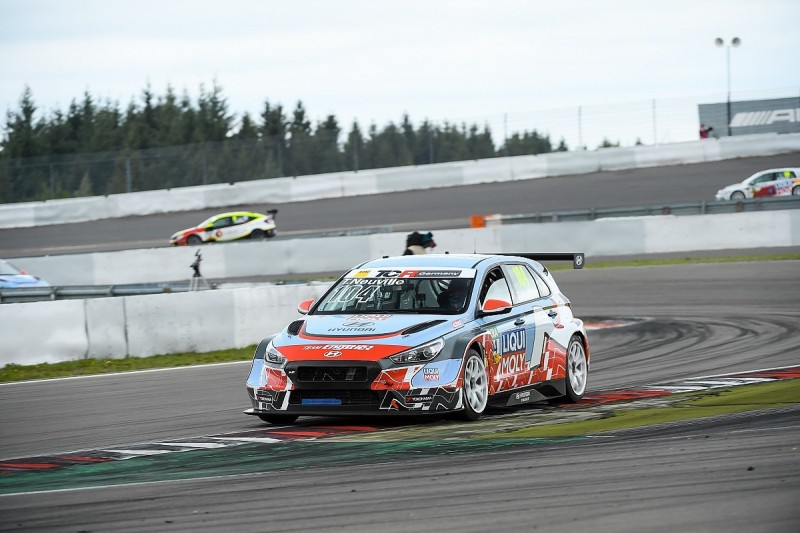 WRC's Neuville dominates on TCR Germany circuit racing debut