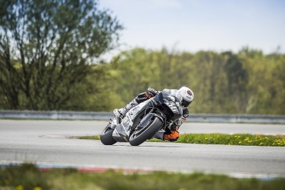 Cold weather thwarts KTM's latest MotoGP test ahead of 2017 debut