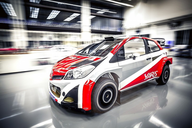 Toyota's 2017 WRC Yaris starts testing with Tommi Makinen