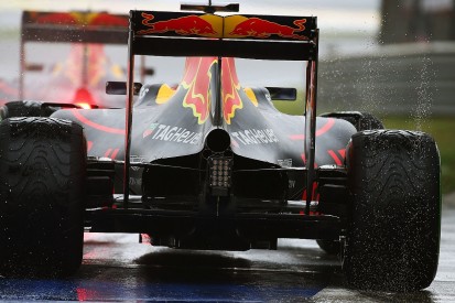 Red Bull left 'exposed' by F1 engine decision - Renault