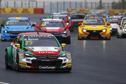 WTCC Hungary: Mehdi Bennani wins wet race one