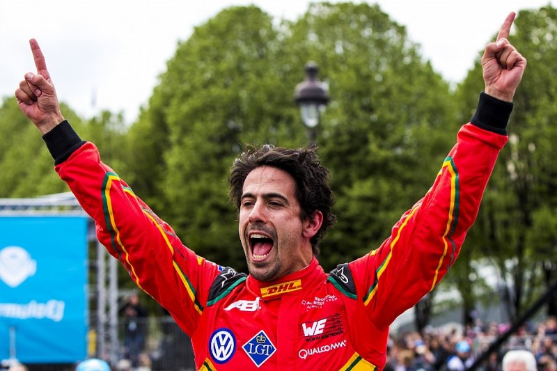 Paris Formula E: Lucas di Grassi takes dominant victory