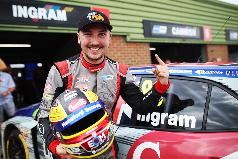 Snetterton BTCC: Ingram gives new Toyota Corolla first series pole