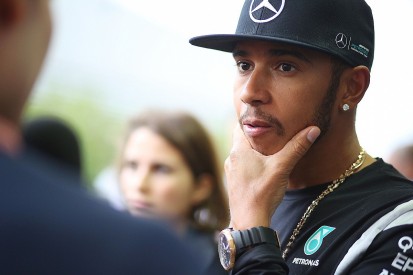 Lewis Hamilton: F1 should use 2016 to experiment with formats