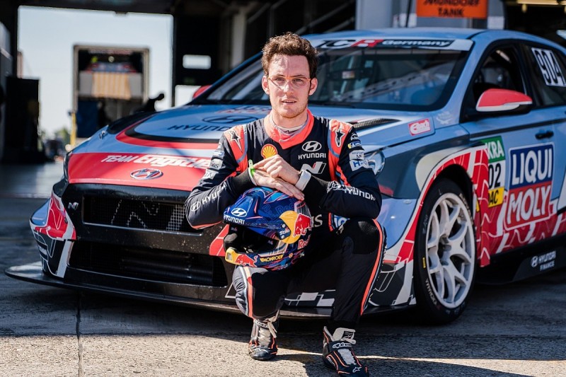 Hyundai WRC driver Neuville to make race debut at Nurburgring in TCR