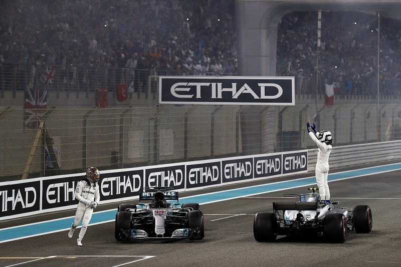 Valtteri Bottas resists Lewis Hamilton to win Abu Dhabi Grand Prix