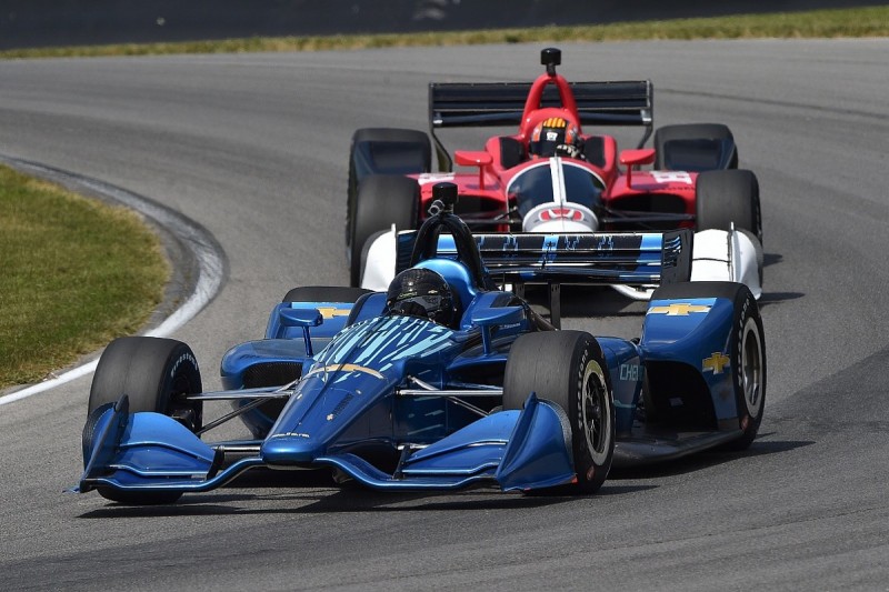 IndyCar to give two free 2018 aerokits to all full-season entries