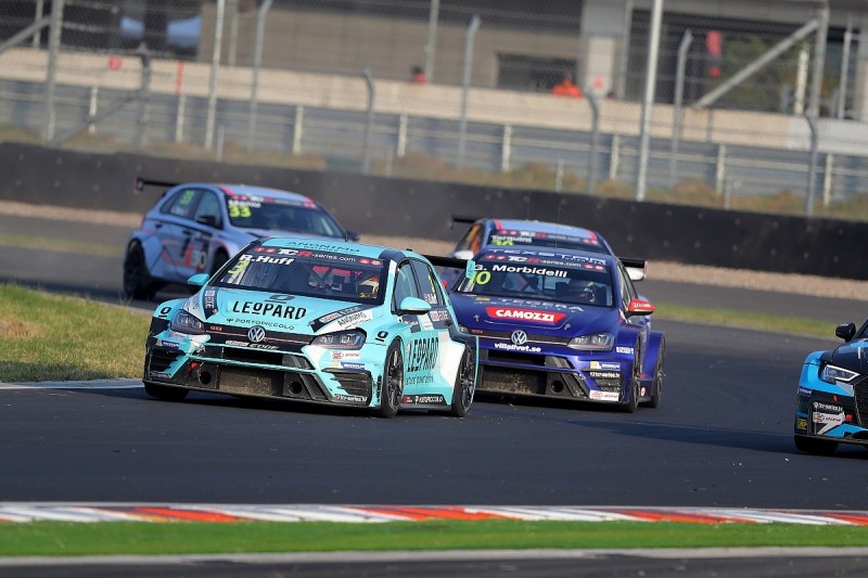 Adopting TCR rules for 2018 WTCC's only hope - Rob Huff