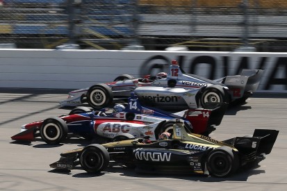 Hinchcliffe: Low sun in Iowa IndyCar race could be "very dangerous"