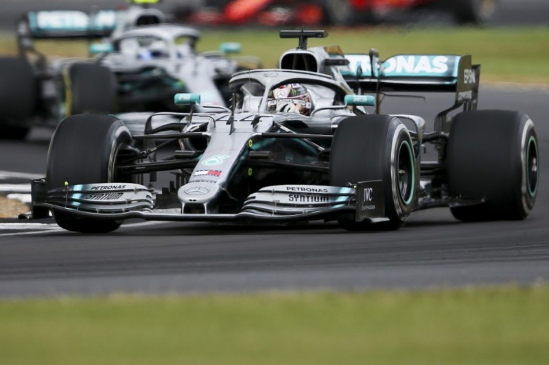 Mercedes duo: F1 tracks choice too influenced by politics and money