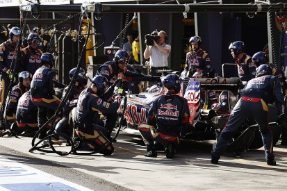 Pirelli surprised by scale of F1's strategy shake-up in 2016 rules