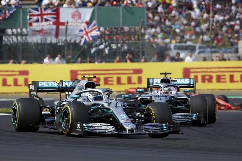 Hamilton chose not to block Bottas's pass for British GP lead