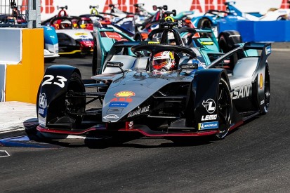 New York FE: Buemi's first win since '17, Vergne part of late crash