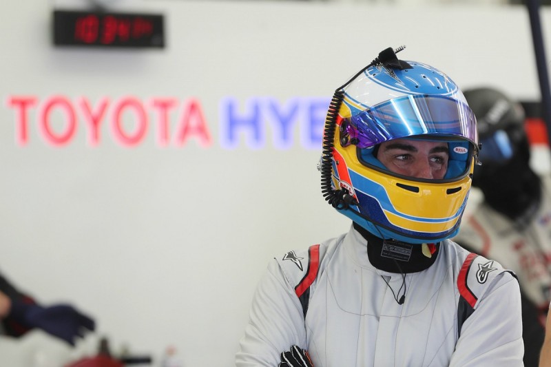 Fernando Alonso logs first Toyota LMP1 miles in Bahrain