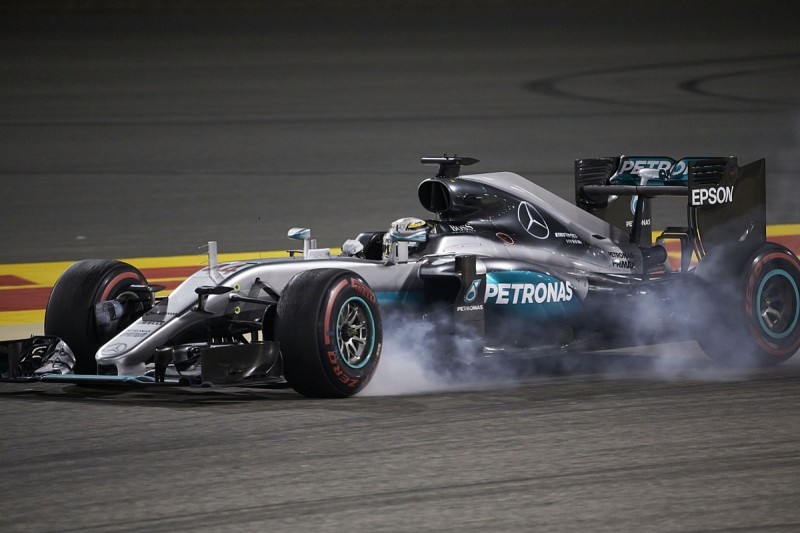 Mercedes reckons F1 drivers will pit by lap five in Chinese GP