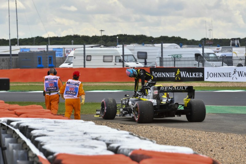 Ricciardo's failed engine was an older Renault unit