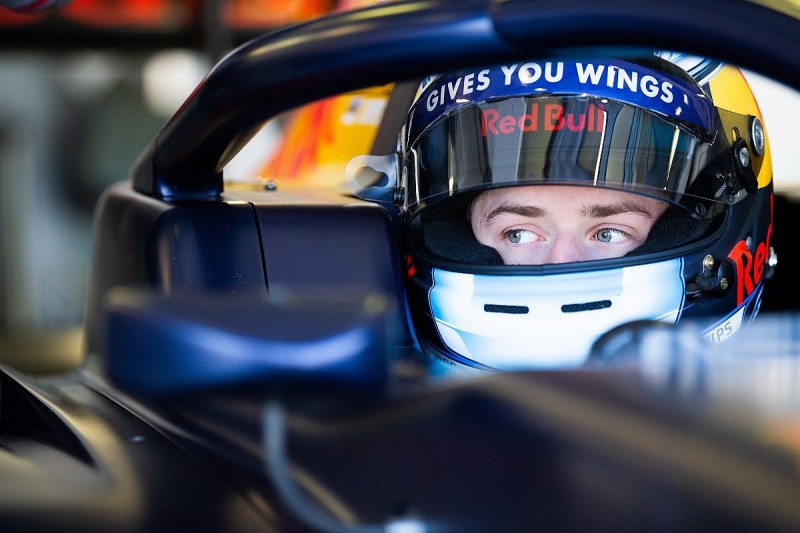 Vips take first F3 pole of 2019 for Hitech GP at Silverstone