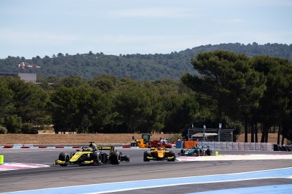 Renault's Zhou targets F2 wins, "not interested" in 'rookie title'