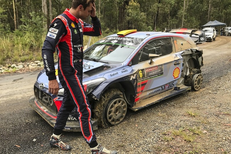 WRC Rally Australia: Neuville into lead as Mikkelsen forced out