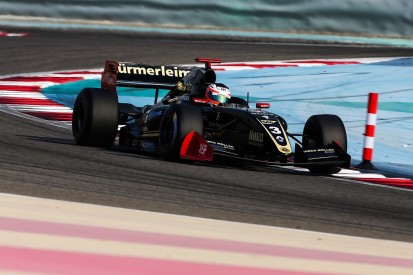 Binder claims pole for last ever Formula V8 3.5 race in Bahrain