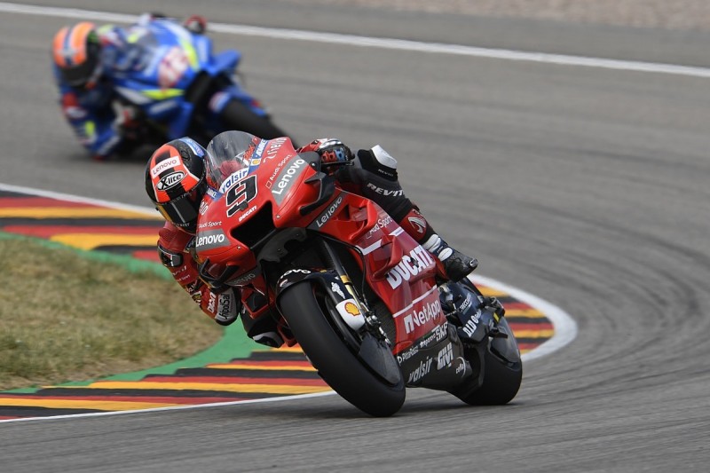 MotoGP Sachsenring: Petrucci angered by "strange" Mir incident