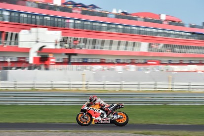 Marquez stays top despite incidents, Lorenzo finds form in practice