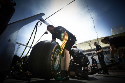 Pirelli working on eight Formula 1 tyre compounds for 2018