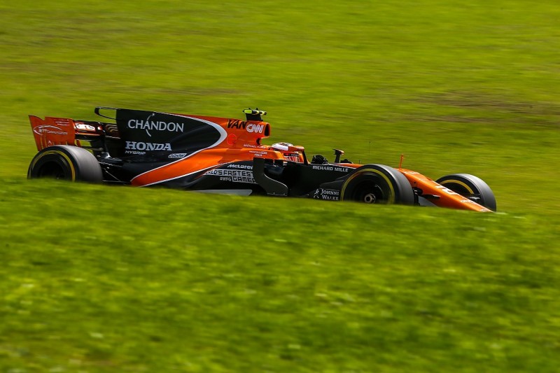 McLaren blocks push to keep shark fin engine cover on 2018 F1 cars