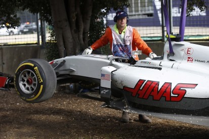 Esteban Gutierrez's Haas F1 chassis damaged by crane after crash