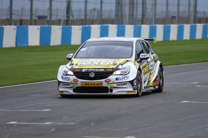 Ex-IndyCar racer Martin Plowman tests BTCC Vauxhall