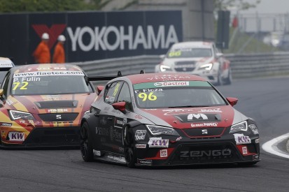 Zengo Motorsport signs two Hungarian teenagers for 2016 WTCC