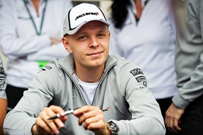 No clear-the-air talks between F1 rivals Raikkonen and Magnussen