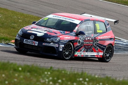 BTCC 2018: Volkswagen Cup champion Thompson gets Team Hard drive