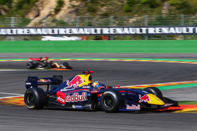 Spa FR3.5: Red Bull rising star Carlos Sainz Jr on pole again