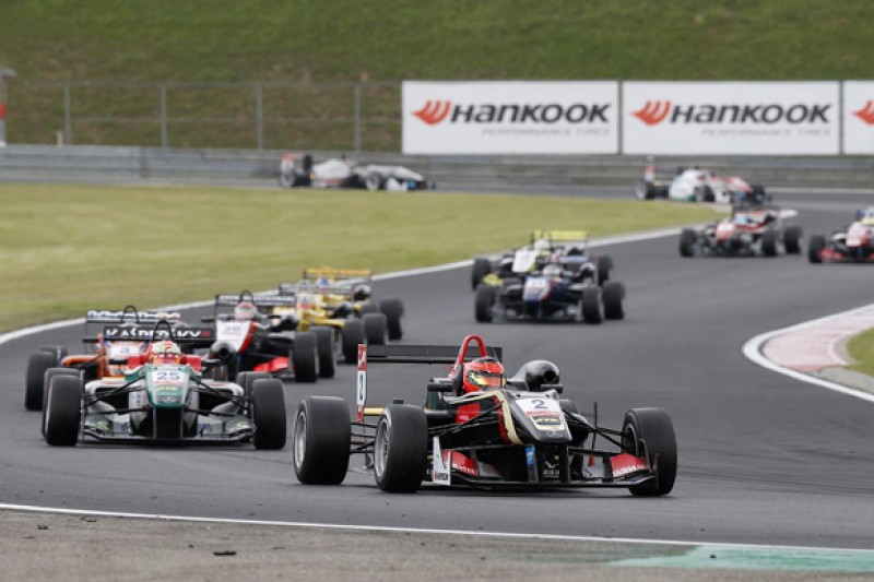 Hungary European F3: Lotus F1 junior Ocon wins rain-affected race