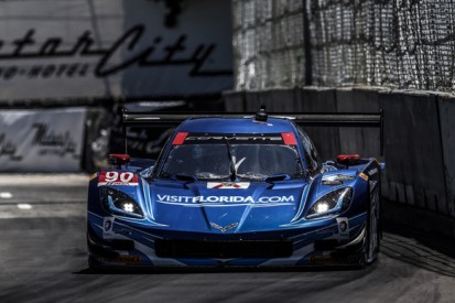 Detroit United SportsCar: Richard Westbrook grabs last-gasp pole