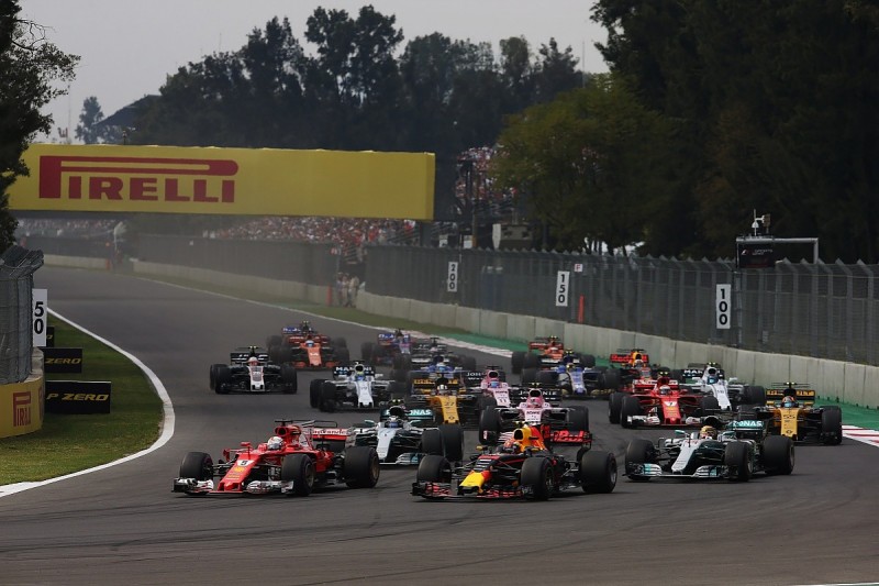Formula 1 'at a crossroads' as key future engine rules talks begin