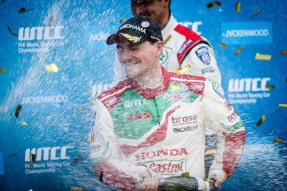 Motegi WTCC: Honda's Norbert Michelisz wins rain-truncated race