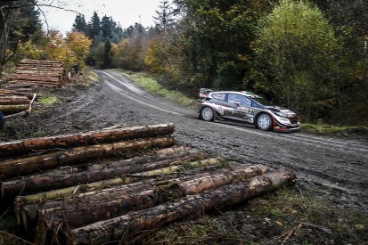 Rally GB: Evans storms clear as Neuville jumps title rivals
