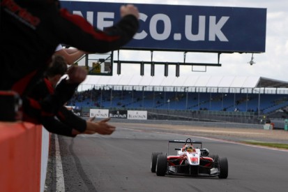 Silverstone British F3: Marvin Kirchhofer doubles up in race three