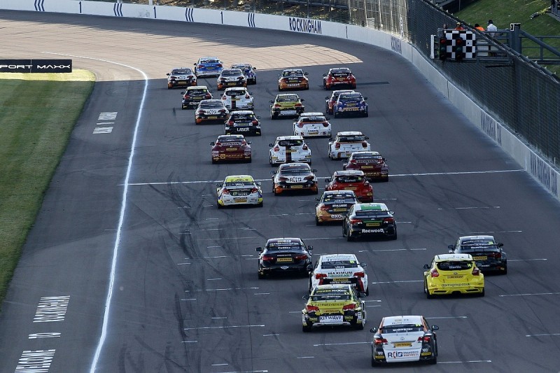 Analysis: Why 'crazy deals' have been needed to fill 2016 BTCC grid
