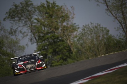 Brands Hatch Blancpain: Laurens Vanthoor puts WRT Audi on pole