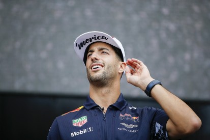 Ricciardo unaware Verstappen was given upgraded Renault F1 engine