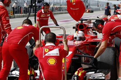 'Messy' Austin F1 practice puts Sebastian Vettel on the back foot